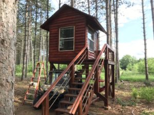 Sitting cabin.